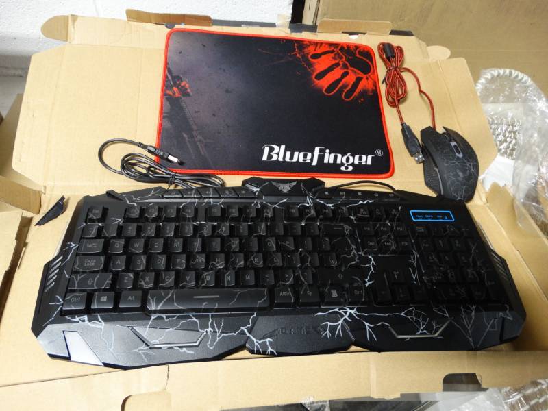 lot 19109 image: Bluefinger backlit gaming keyboard