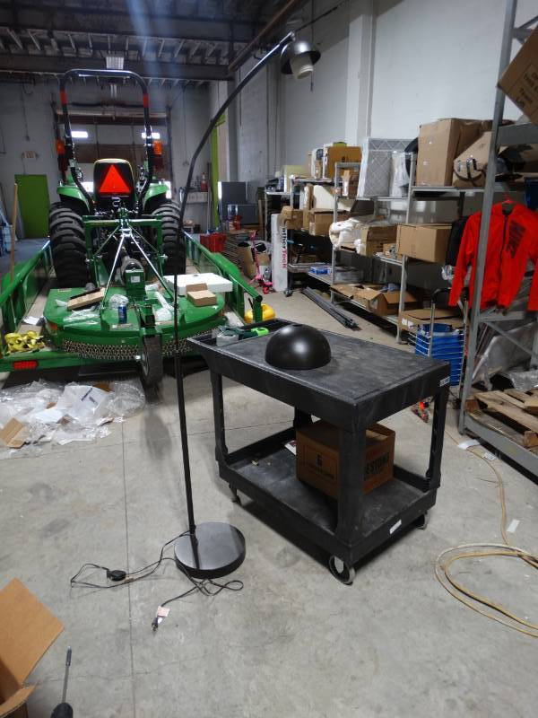 lot 19119 image: Floor lamp