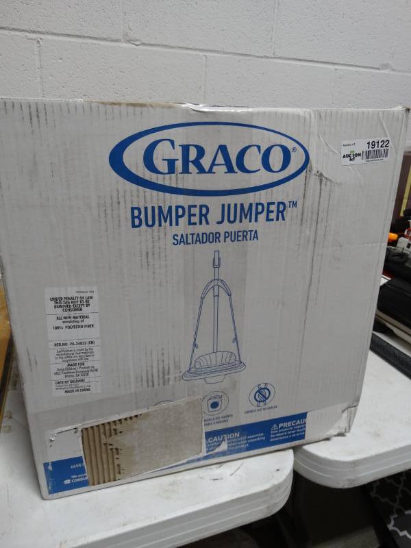 lot 19122 image: Graco Bumper jumper