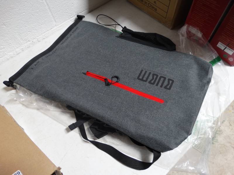 lot 19127 image: Survival backpack