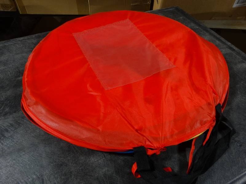 lot 19139 image: Childs play tent