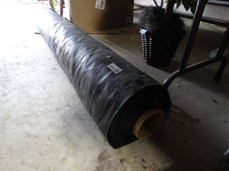 lot 19142 image: Roll of nylon mesh