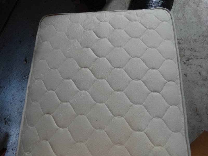 lot 19143 image: Baby mattress