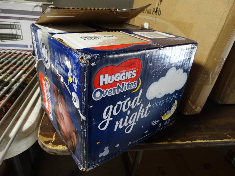 lot 19154 image: Huggies over nites pull ups