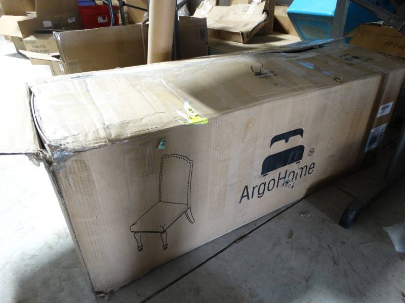 lot 19168 image: 3 bar stools