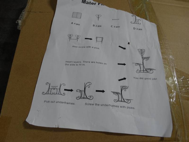 lot 19172 image: Mater plant stand