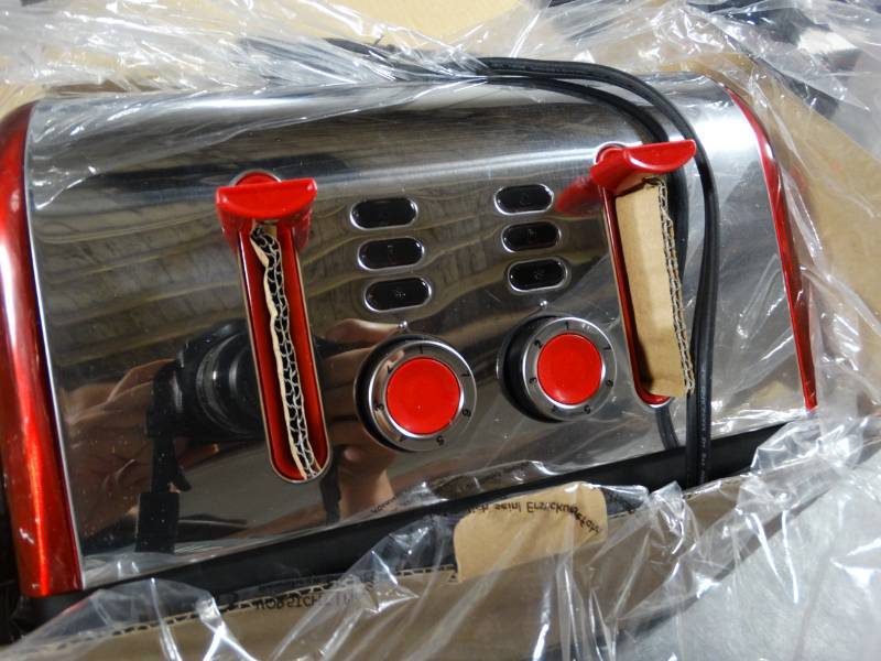 lot 19178 image: 4 slice toaster