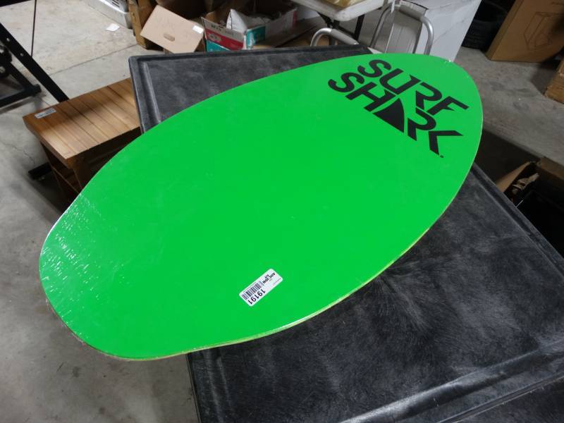 lot 19191 image: Wood skim board. Neon series