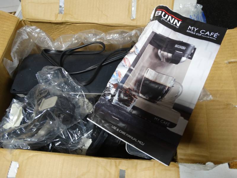 lot 19216 image: Bunn my cafe single cup multi use brewer