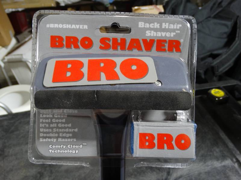 lot 19217 image: Back shaver