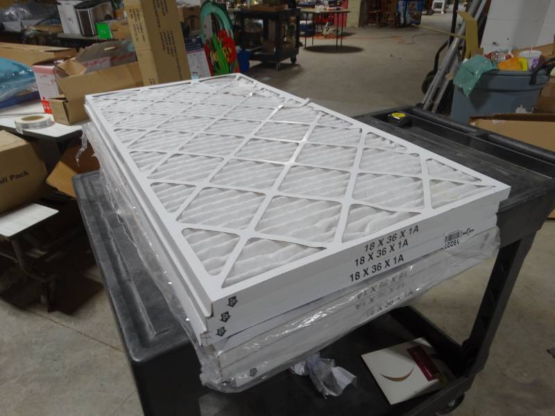 lot 19227 image: 6 air filters