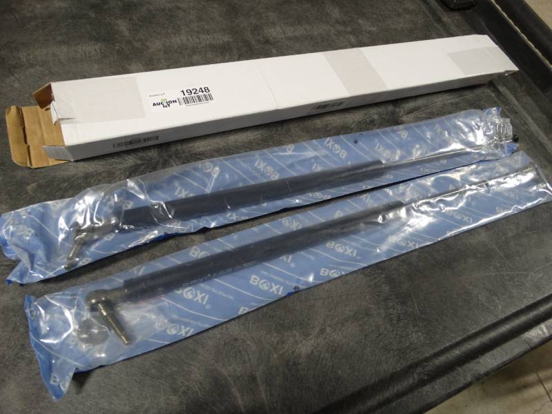 lot 19248 image: Gas charged lift support for 2005-2008 Jeep Grand Cherokee type with Torx ends