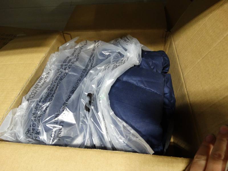 lot 19258 image: Weighted blanket