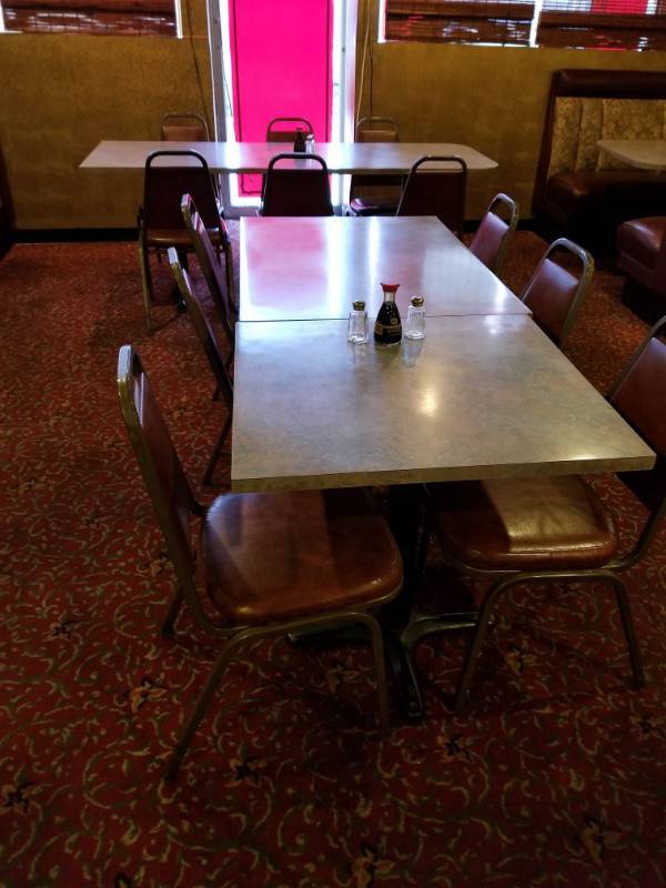 lot 9751 image: 11 Restaurant Tables with 28 Chairs