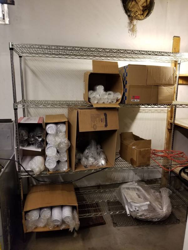 lot 9842 image: 6 Ft Metro Rack and Contents