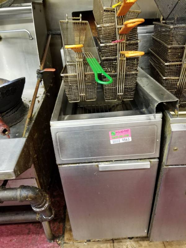lot 9865 image: Deep Fat Fryer with 7 Baskets