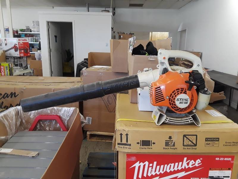 lot 6382 image: Stihl Bg55 Blower