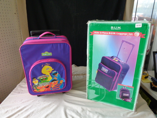lot 6525 image: Brand New Kids 3 Pc B.U.M Luggage Set and Seasame Street Suitcase