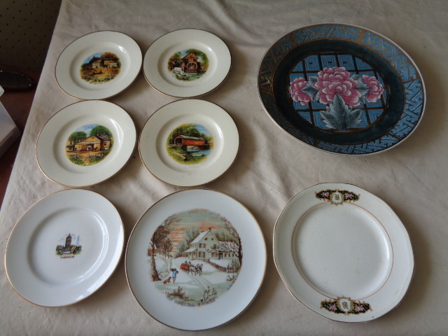 lot 6533 image: 7 Dcor Plates