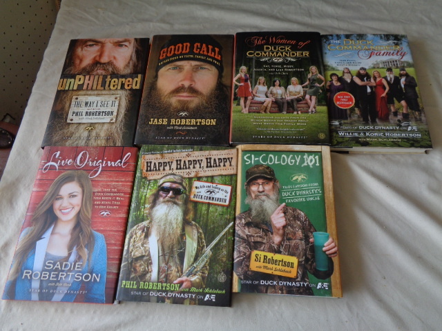 lot 6548 image: 7 Duck Dynasty Books