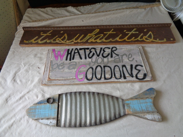 lot 6629 image: 3 Wood Signs