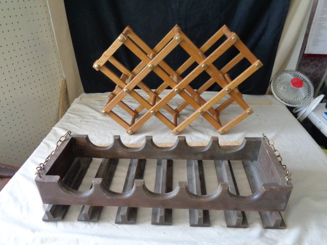 lot 6634 image: 2 Wine Bottle Holders