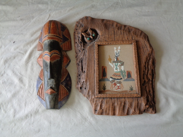 lot 6640 image: 2 Wood Wall Dcor