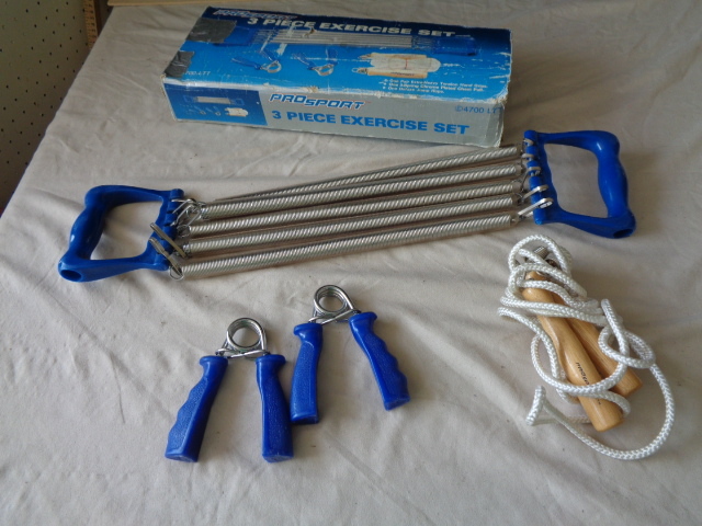 lot 6684 image: 3 Piece Exercise Set
