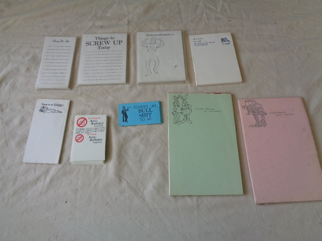 lot 6695 image: Funny Note Pads