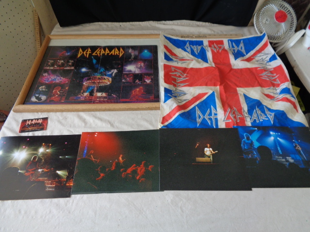 lot 6698 image: Def Leppard Memorbilia