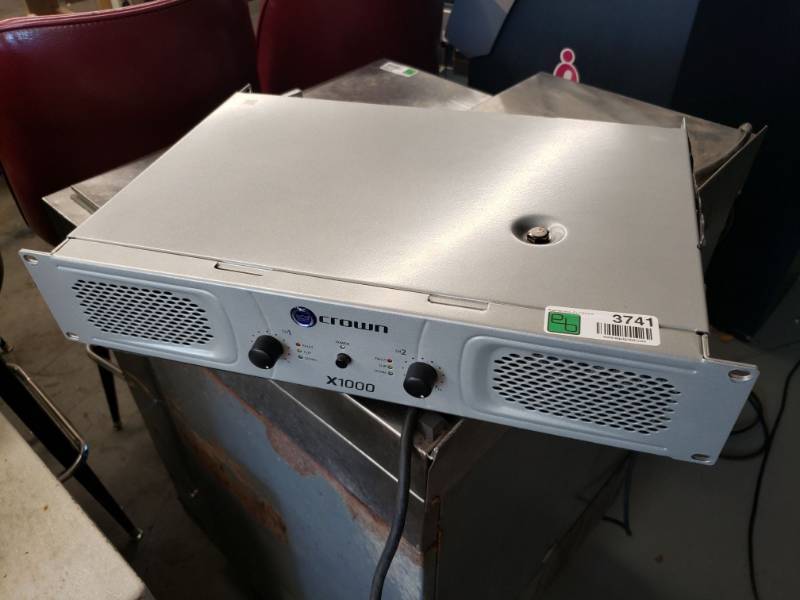 lot 3741 image: Crown X1000 Audio Amplifier