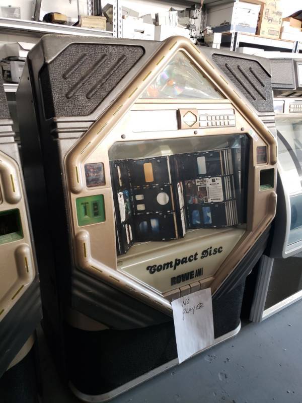 lot 3746 image: Rowe AMi Compact Disk Jukebox Model- CD-100E