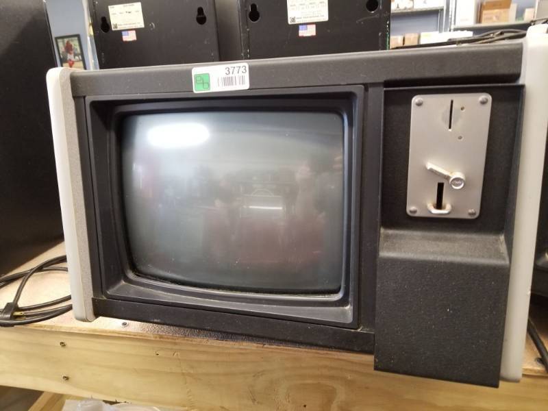 lot 3773 image: MegaTouch Touchscreen Entertainment G20-101-001