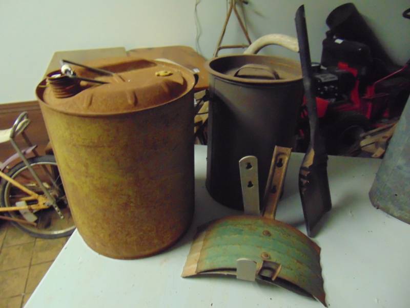 lot 10745 image: Antique Oil Can, 2 Hose reels, and ash can with shovel