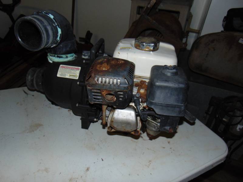 lot 10753 image: Self Priming Centrifugal  Pump with Honda GX 200 Motor
