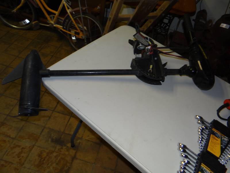 lot 10676 image: Mini Kota Trolling Motor Tested works great