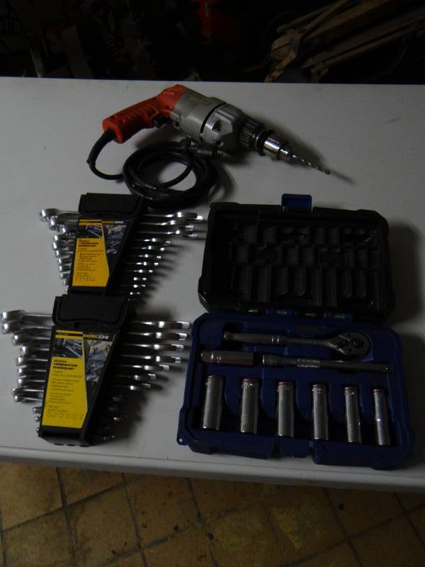 lot 10677 image: Kobalt Deep Well 38 Socket set, Standard and Metric Wrench Sets, and Milwaukee Drill