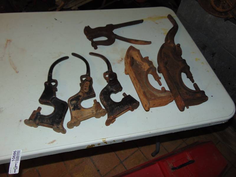 lot 10686 image: Large lot of Punches several sizes