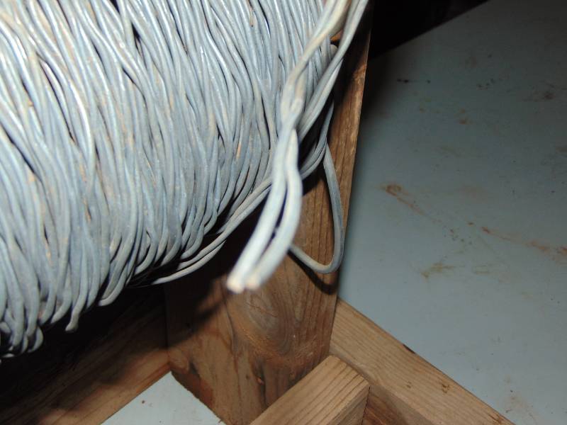 lot 10695 image: Huge spool of Wire on Stand