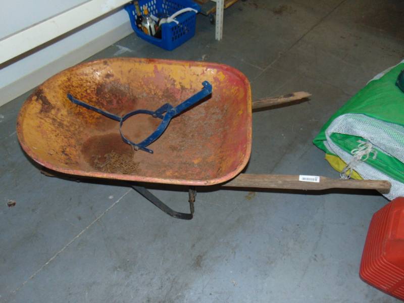 lot 10778 image: Vintage Wheel Borrow
