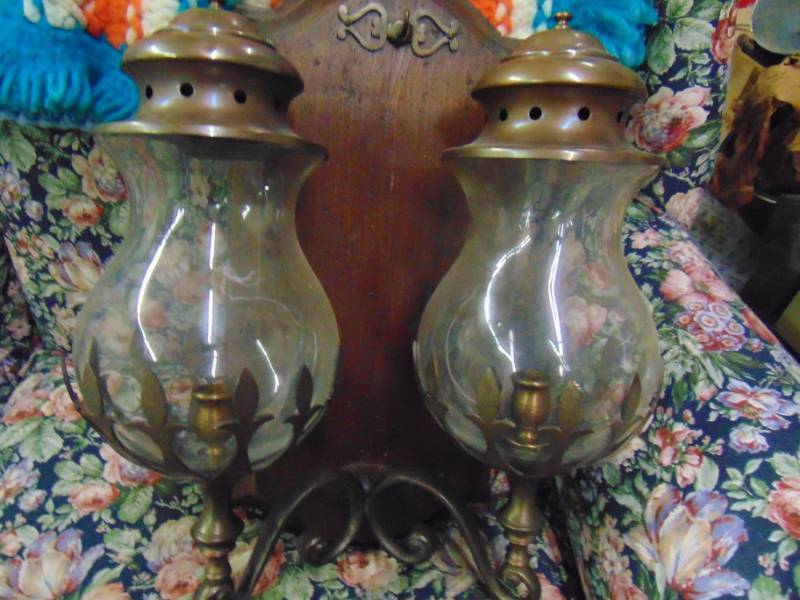 lot 10847 image: Hanging Candle holders with Glass Globes