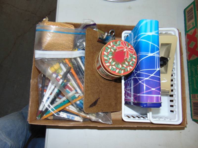 lot 10867 image: Office Supply Lot