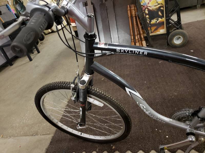 schwinn hybrid comfort bike