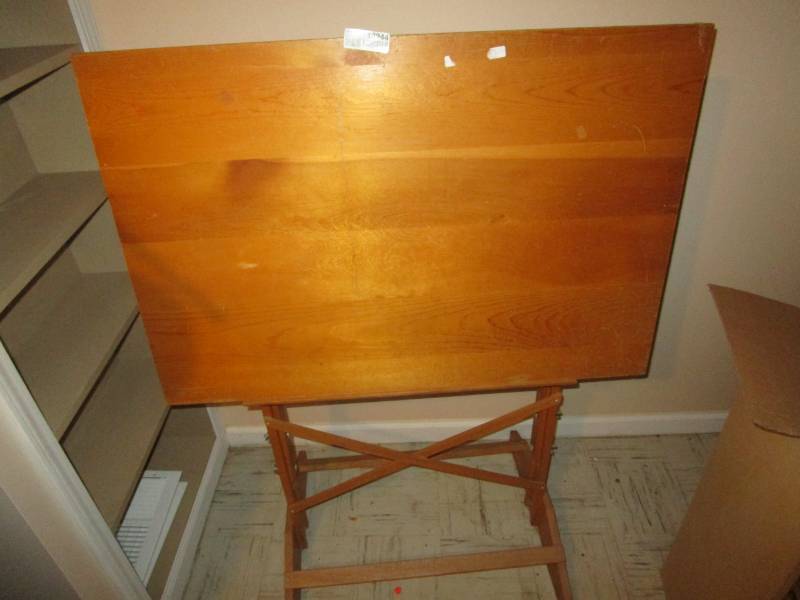 lot 13244 image: Tilt Top Adjustable Drawing  Drafting Table