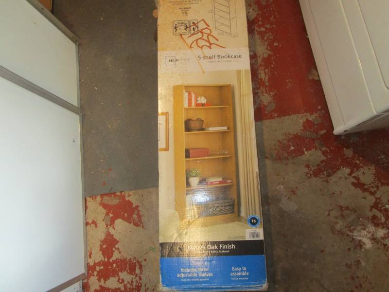 lot 13265 image: Walmart 5 Shelf Book Case in Box