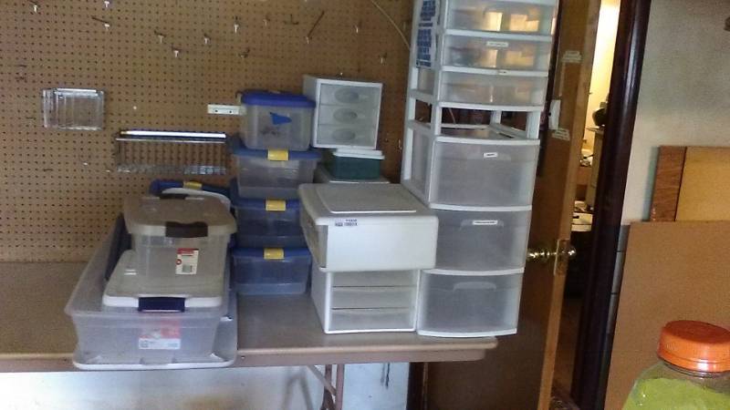 lot 13350 image: Lot of Plastic Storage Bins and Boxes