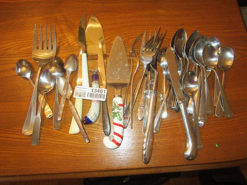 lot 13461 image: Lot of Various Flatware  Serving Pieces