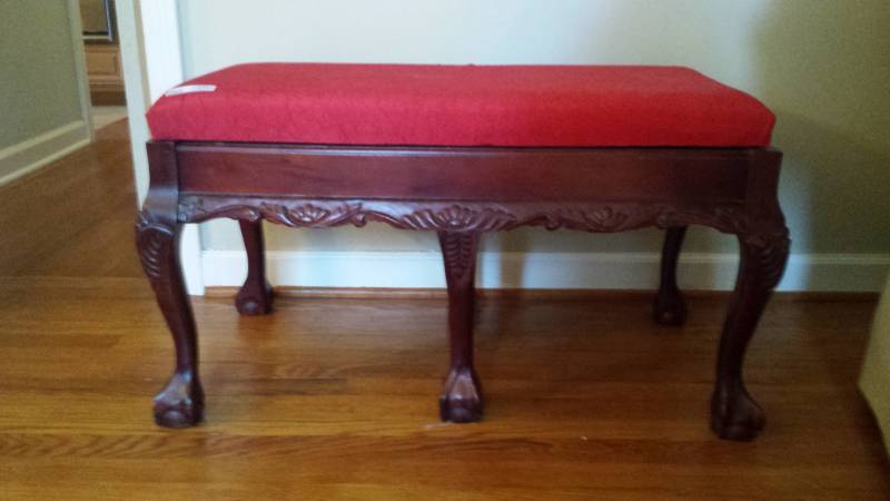 lot 13362 image: Thomas Pacconi Classics Replica Bench