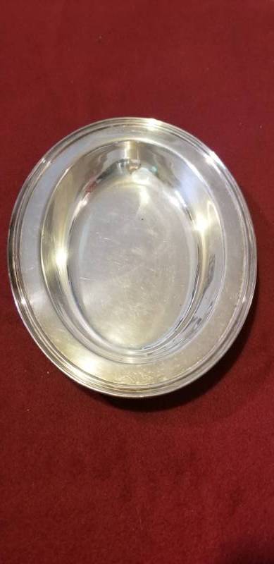 lot 40170 image: Sheffield Silver Co. Silverplate Candy Dish