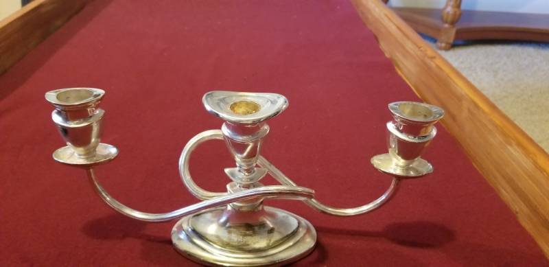 lot 40190 image: Vintage Silverplate Candelabra